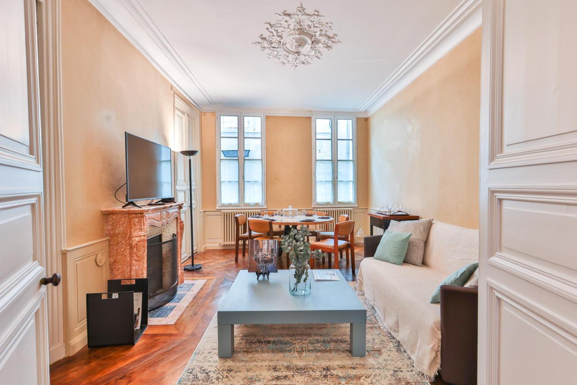 Le Cordon Bleu # Vieux-Cognac # Jardin Apartment Bagian luar foto